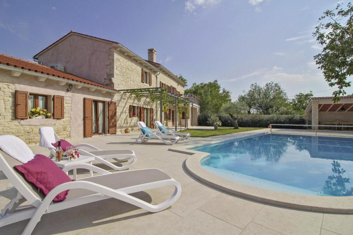 Villa Marija in Pekici  Svetvinčenat Exterior foto